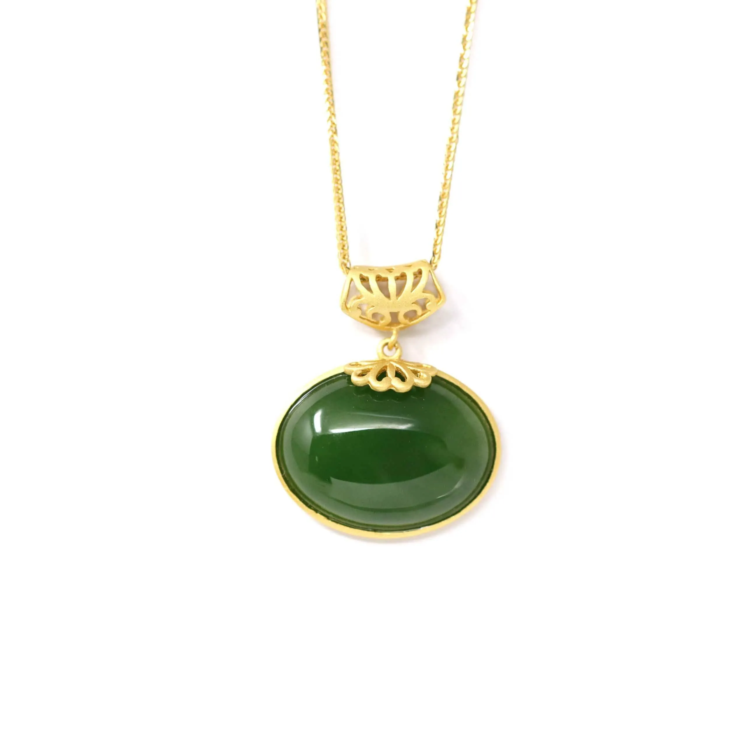 Baikalla? "Lucky Oval Jade" Sterling Silver Nephrite Green Jade Classic Pendant Necklace