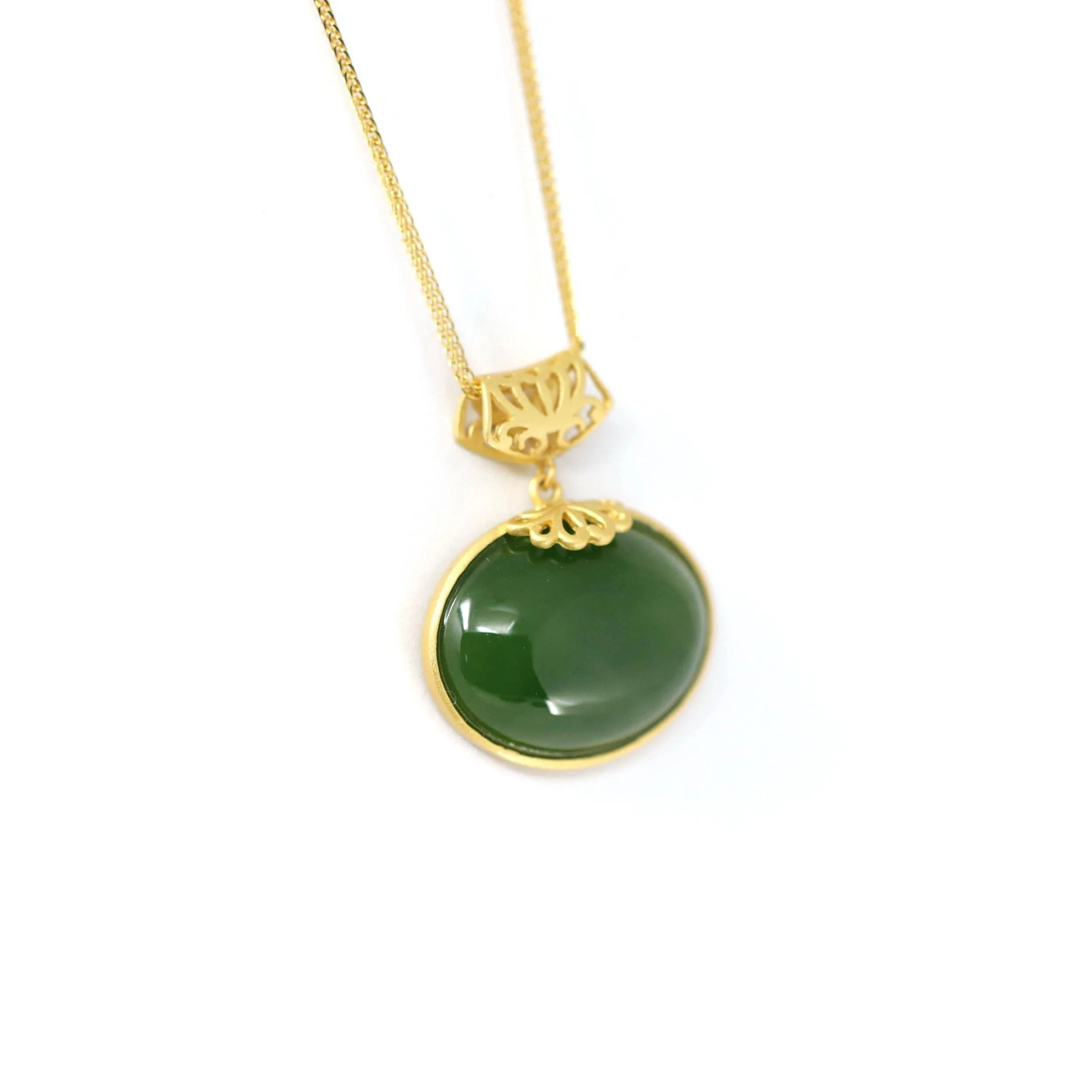 Baikalla? "Lucky Oval Jade" Sterling Silver Nephrite Green Jade Classic Pendant Necklace