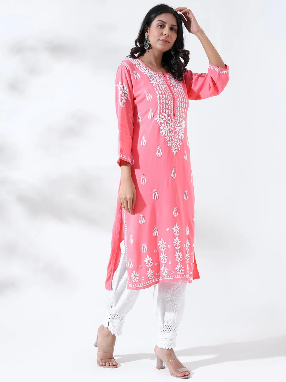 Dori Modal Chikankari Kurti