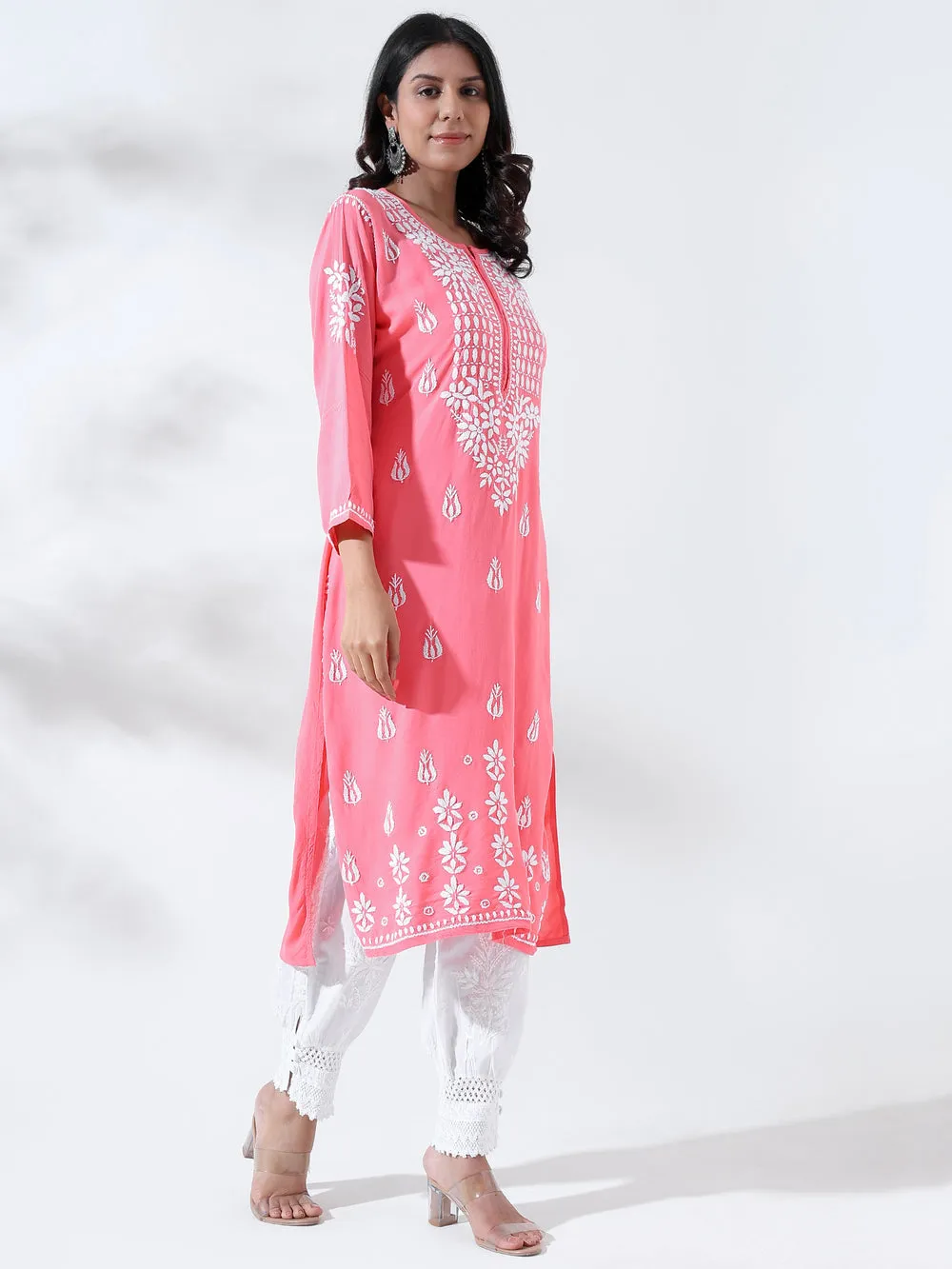 Dori Modal Chikankari Kurti