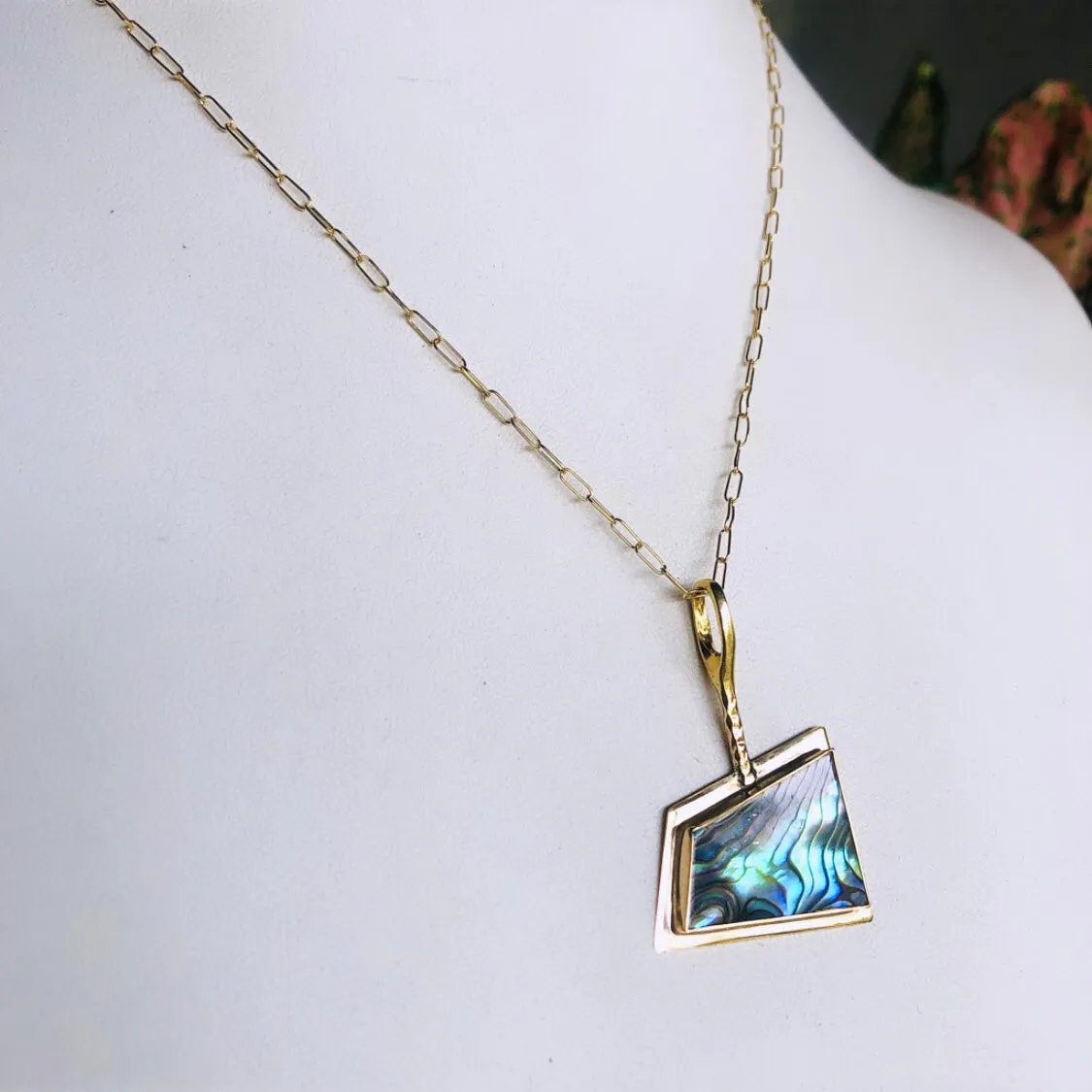 Geo abalone necklace