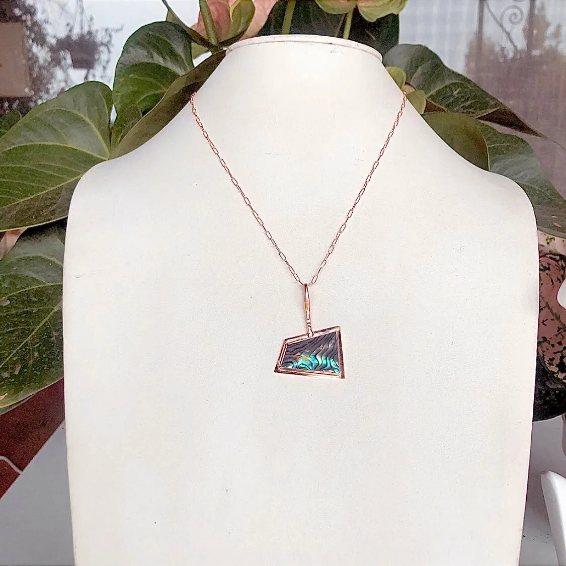 Geo abalone necklace