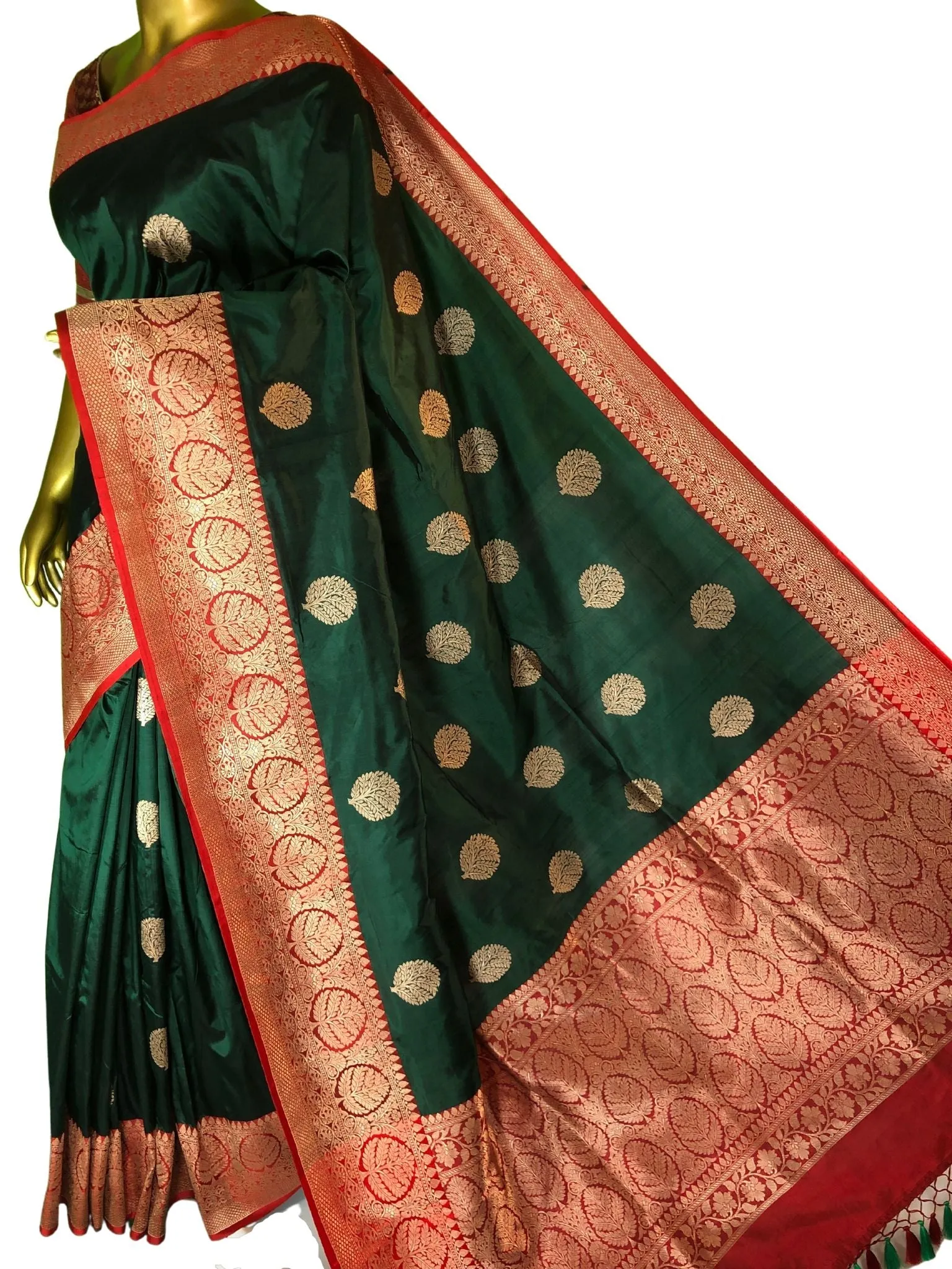 Lindworm Green Color Pure Katan Banarasi Saree