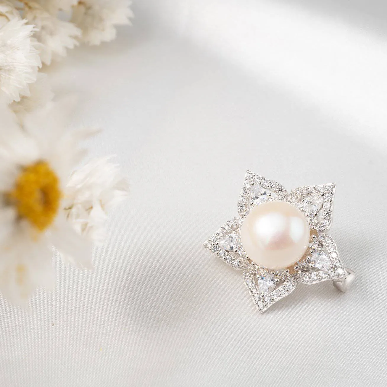 Ocean Star Freshwater Pearl Brooch WC00009