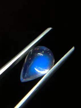 Teardrop Rainbow Moonstone Cabochon