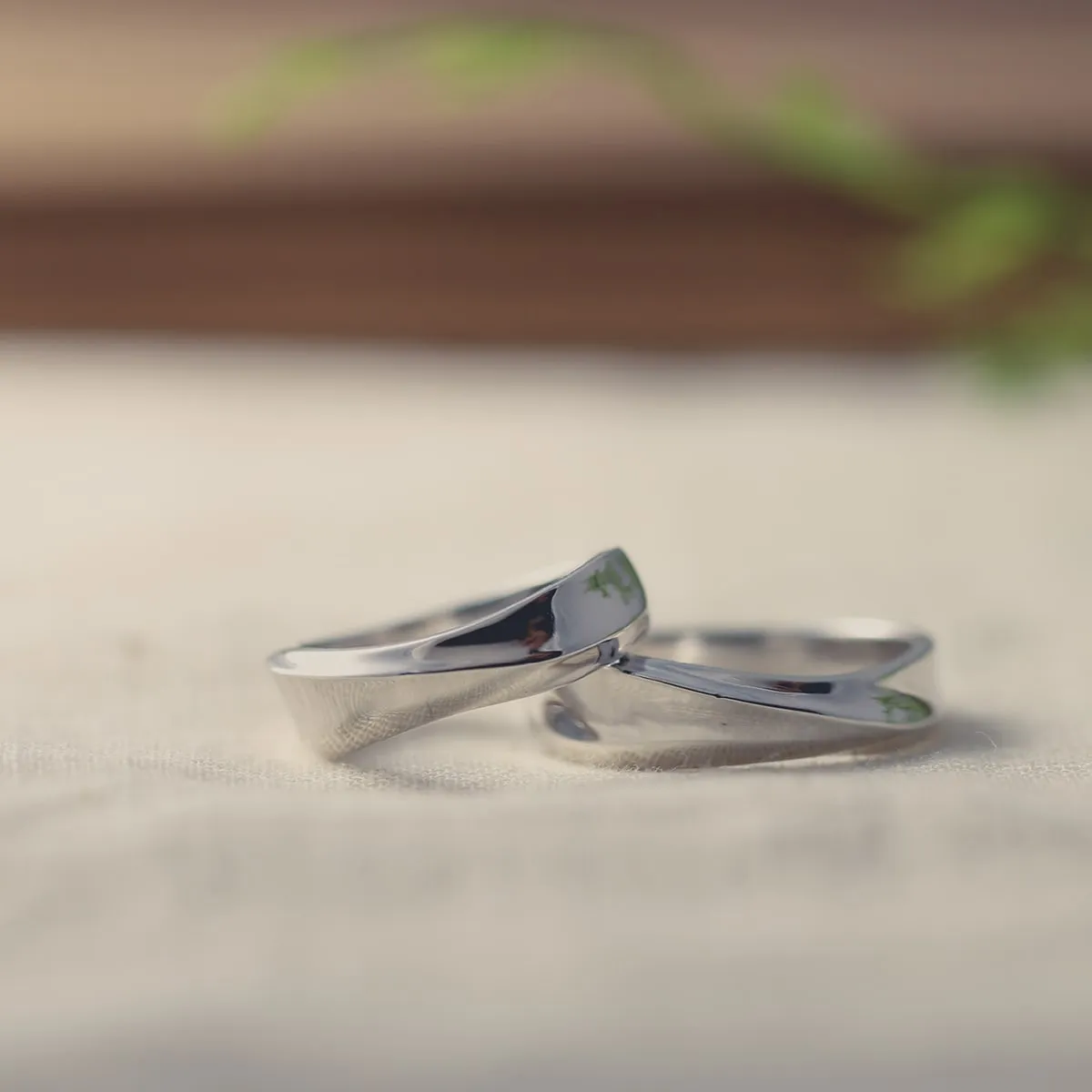 Unique Couple Wedding Ring Set - WM38