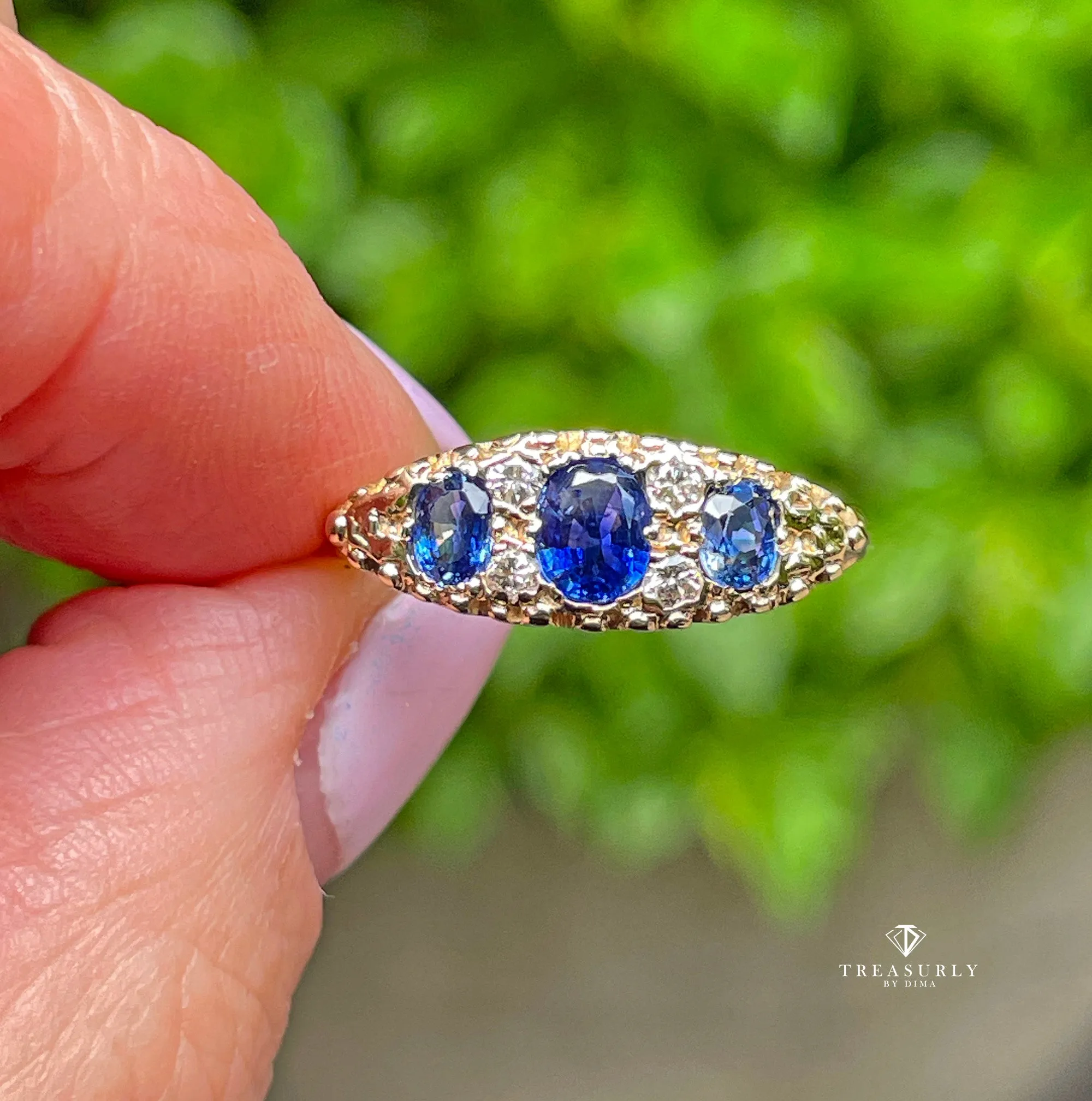 Victorian Revival 1.09ct Vintage GIA Blue Sapphire & Diamond Trilogy 16k Gold Ring