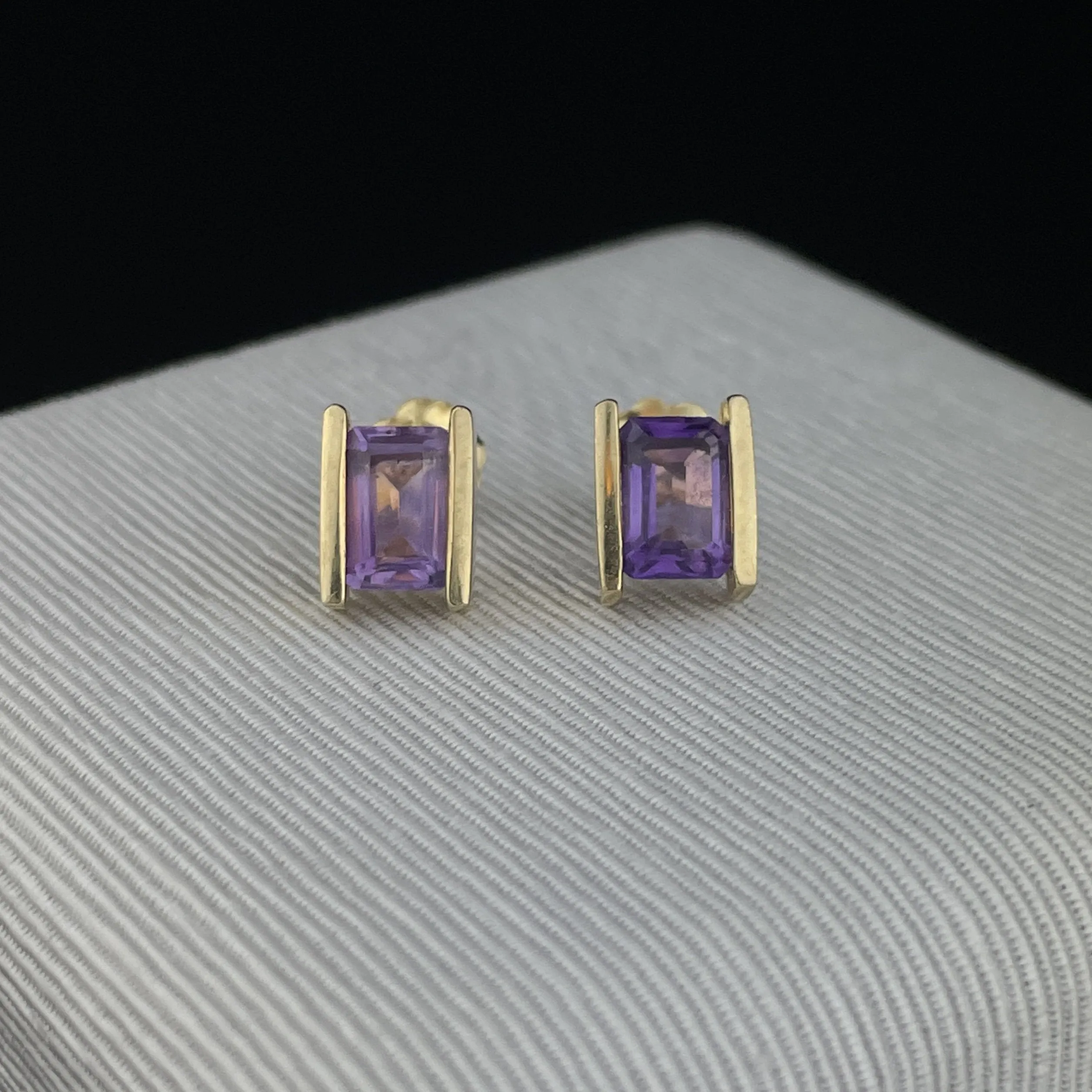 Vintage 14K Gold 1.3 CTW Amethyst Channel Set Stud Earrings