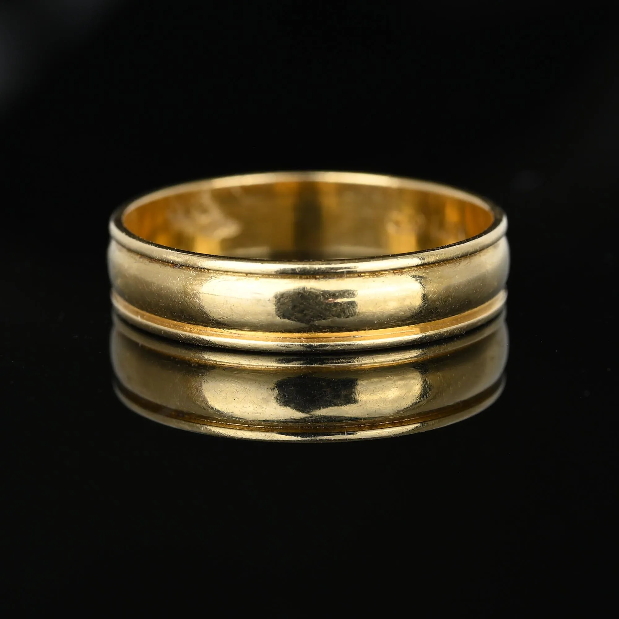 Vintage 14K Gold Wedding Band Ring