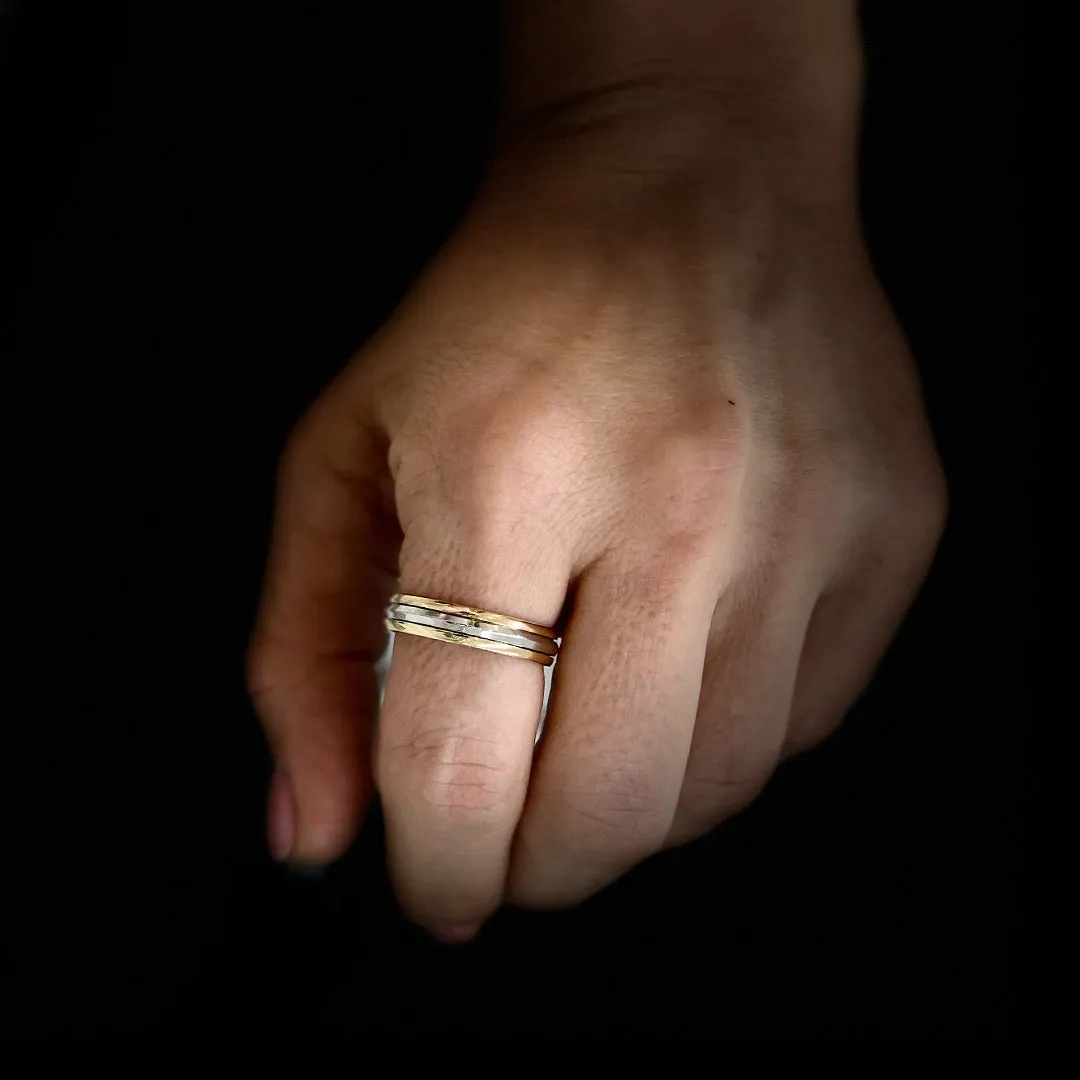 Vintage Men's Solid 18K Yellow Gold With Platinum Wedding Band, Signed "Artcarved"